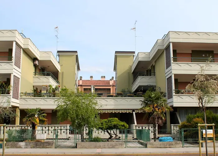 Apartment Nettuno 53 *